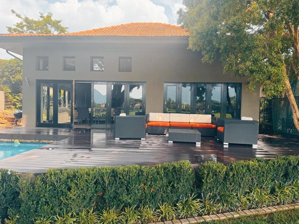 Pecanwood Relaxing Villa 5 Bedroom With Pool Hartbeespoort Luaran gambar