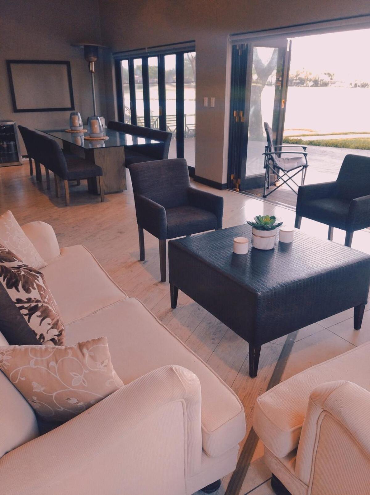 Pecanwood Relaxing Villa 5 Bedroom With Pool Hartbeespoort Luaran gambar
