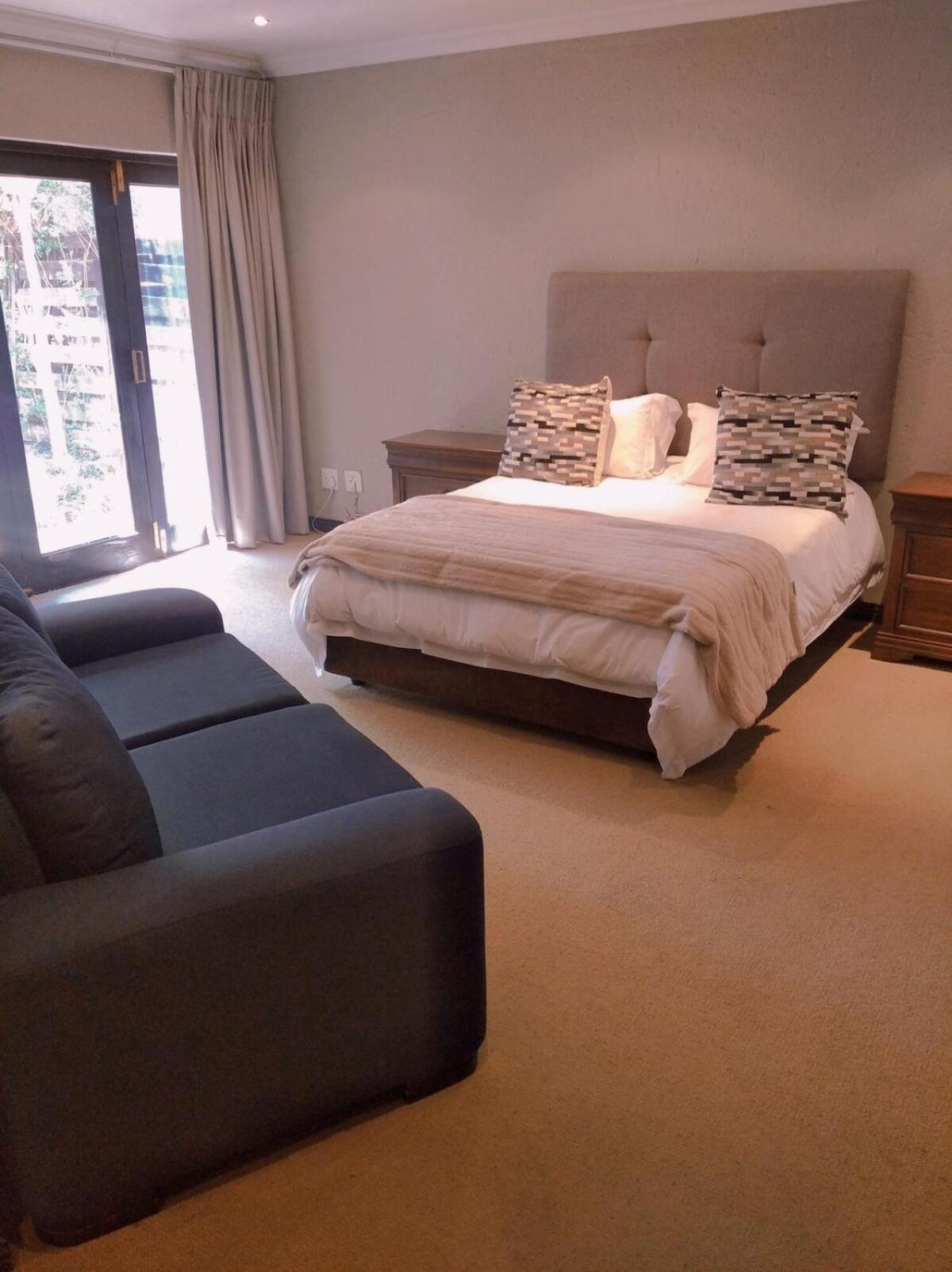 Pecanwood Relaxing Villa 5 Bedroom With Pool Hartbeespoort Luaran gambar